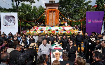 Despiden a Carlos Manzo, alcalde de Uruapan; llueven reclamos al gobernador