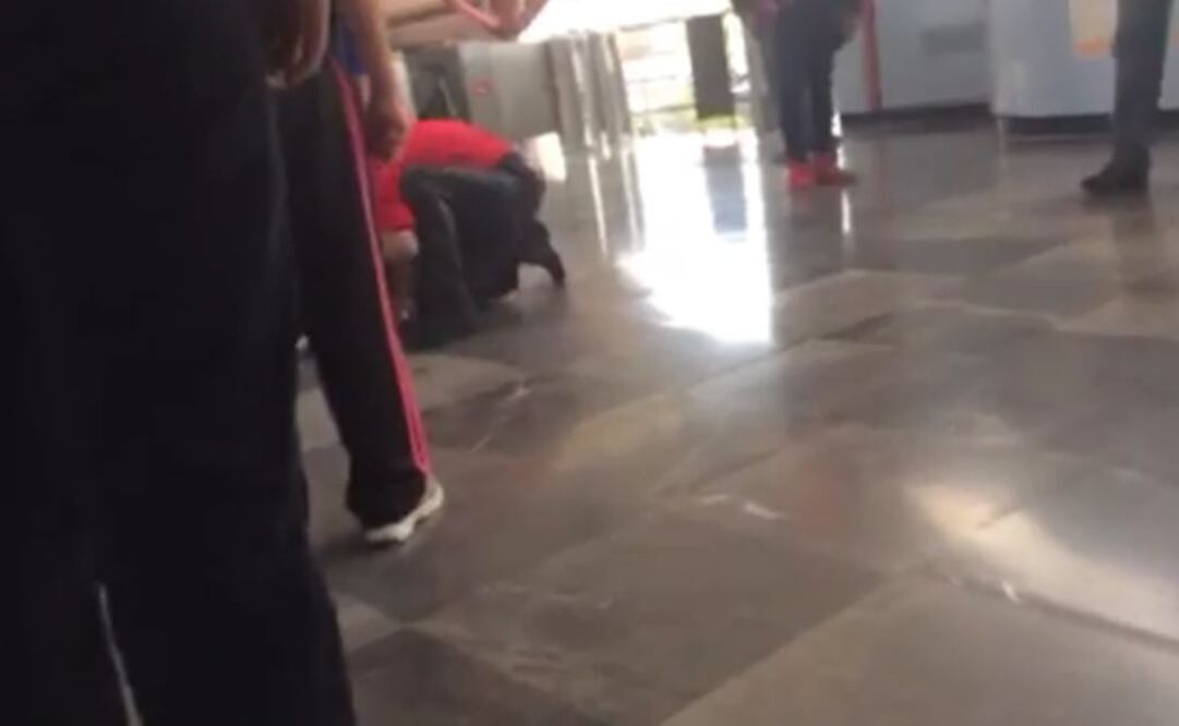 Golpean a supuesto acosador en el Metro Muzquiz 