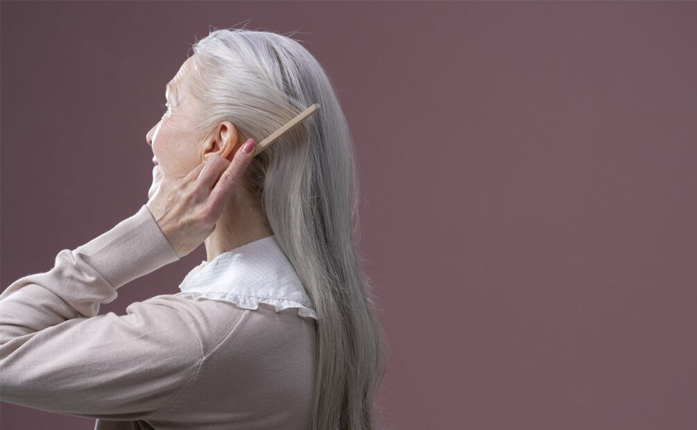 Las canas no son sinónimo de vejez. Foto: Pexels