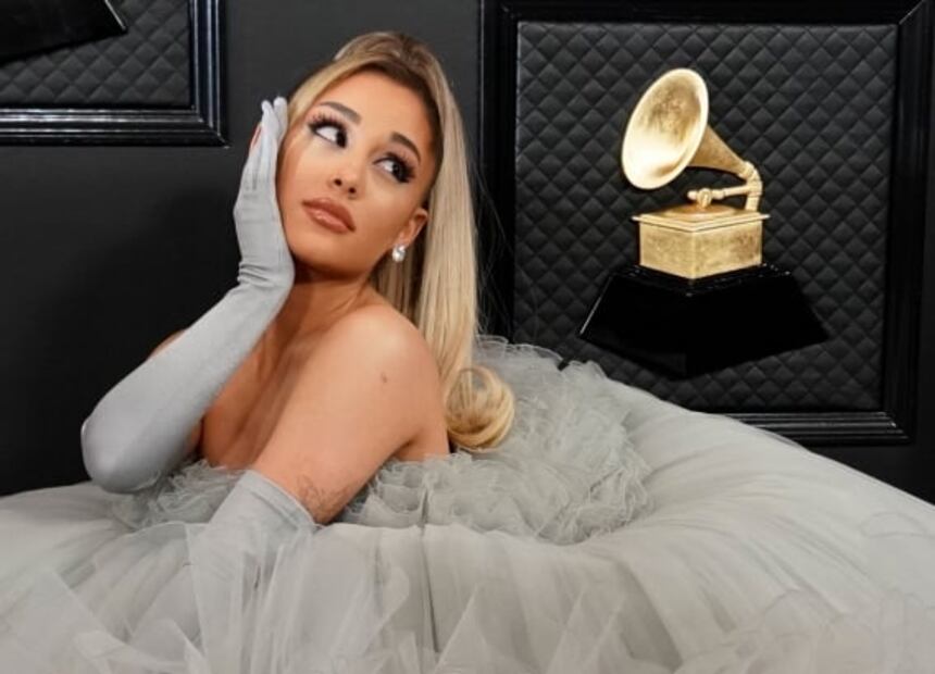 Ariana Grande, como quinceañera y con sus papás, en los Grammy