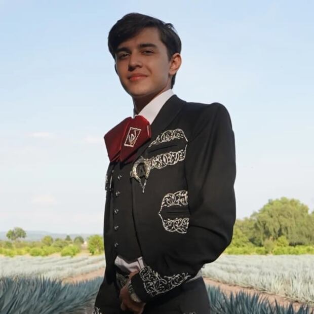 Cómo luce hoy Luis Ángel Gómez Jaramillo, el niño que canta en “Coco”