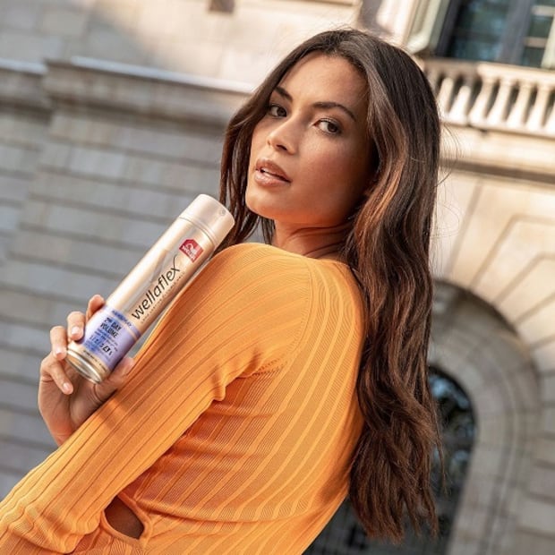 Tips para cuidar el cabello fino y hacer que luzca con volumen