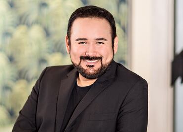 Sale a la venta “Contrabandista” de Javier Camarena