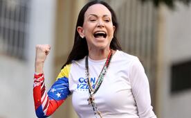 Corina Machado acusa al régimen de impedir su regreso a Venezuela; "haré lo que tenga que hacer para encontrarnos allá"