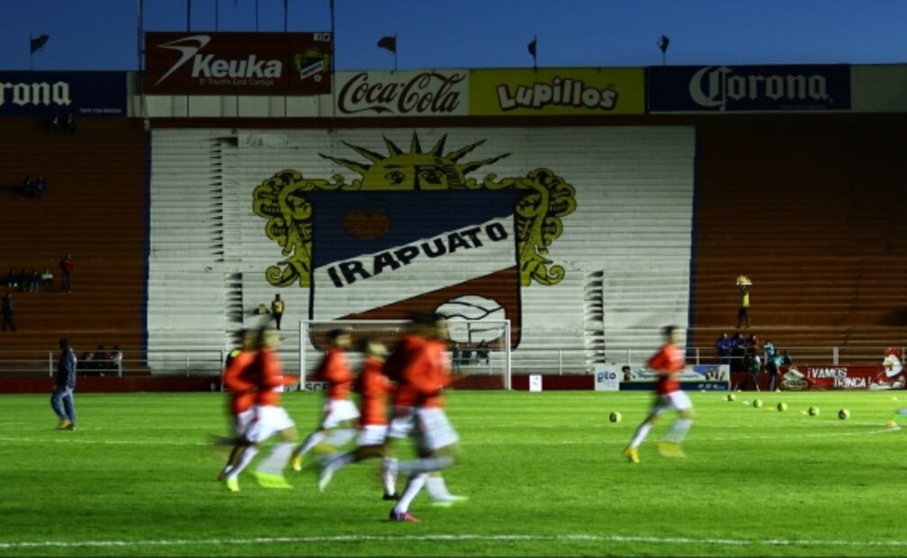 Disputas por los estadios, un mal recurrente en México