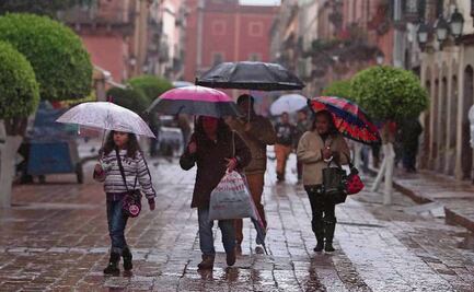Habrá ambiente caluroso y lluvias generalizadas este jueves 18 de agosto en la CDMX
