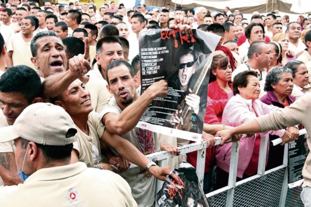 Concierto. Los hombres en reclusión corearon temas como Oye cantinero y El Metro Balderas
