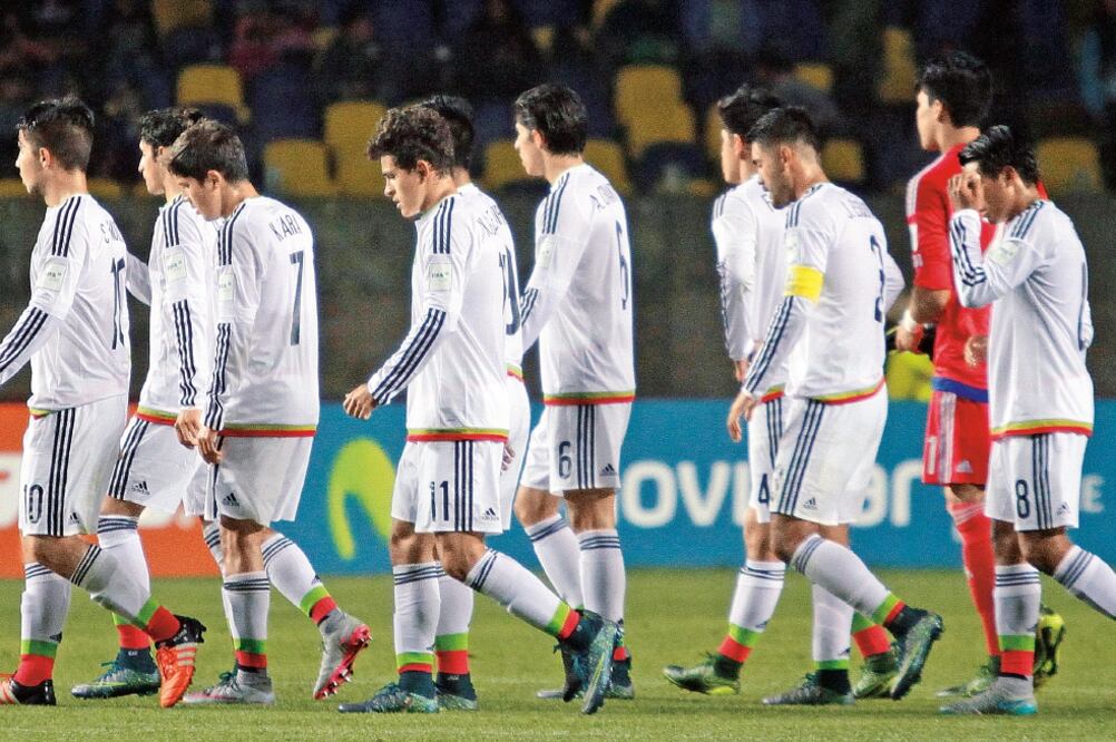 La Selección Mexicana Sub-17 se despidió de la afición chilena con la cara en alto tras caer ante Nigeria, en un juego en el que el Tricolor desperdició varias oportunidades claras de gol (JUAN GONZÁLEZ. JAM MEDIA)