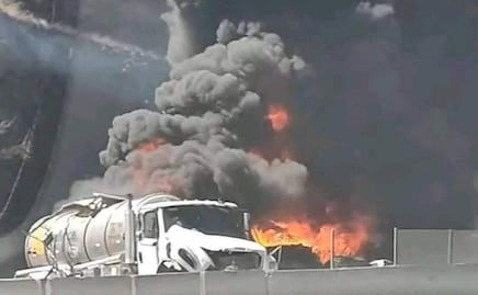 Explota pipa tras choque múltiple en autopista México-Querétaro; reportan cierre total de la vialidad con dirección a CDMX