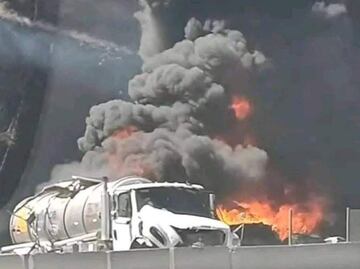 Explota pipa tras choque múltiple en autopista México-Querétaro; reportan cierre total de la vialidad con dirección a CDMX