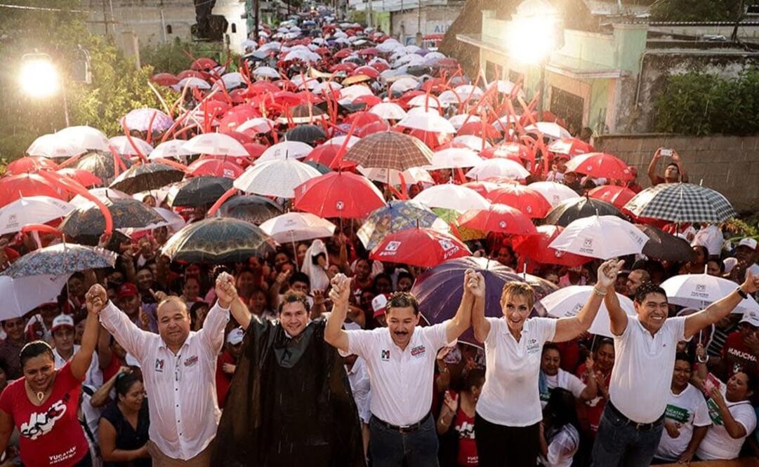 La lluvia se hizo presente en los cierres de campaña de los candidatos. Foto: Cuauhtémoc Moreno Cabrera