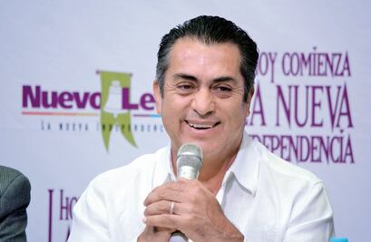 AMLO tiene a “El Bronco” en bandeja de plata: MC
