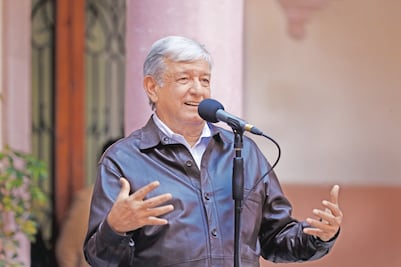 AMLO revisa avances del tren Maya con Gobernadores