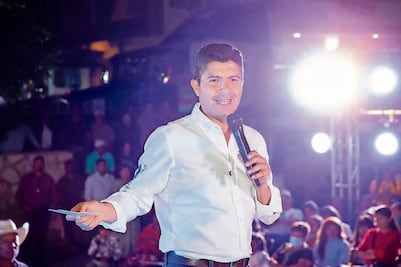 Le brinca “clasismo” a candidato opositor en Puebla