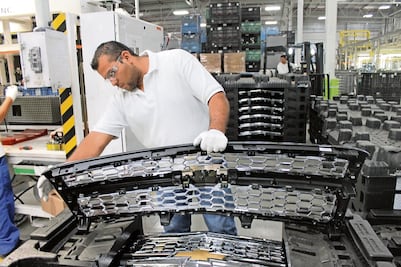 Producción de autopartes rompe récord en abril: INA