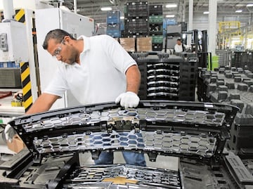 Producción de autopartes rompe récord en abril: INA