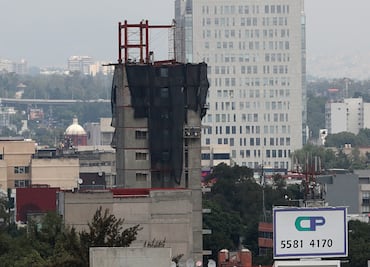 Vecinos acusan que obra en colonia Hipódromo sigue pese a clausura