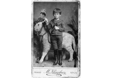 “Traducir a Kafka es como tocar Mozart al piano”: Adan Kovacsics