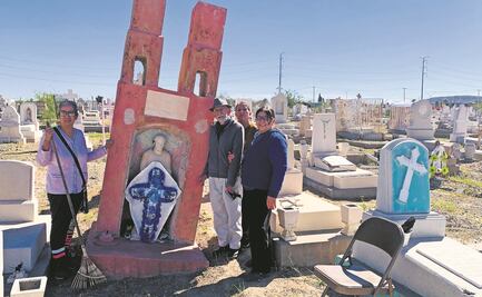 Retoman en Juárez visitas a panteones