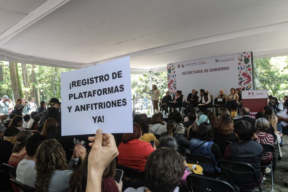Vecinos de las colonias Condesa, Hipodromo Condesa e Hipódromo, alertaron a las autoridades capitalinas que, de no regular correctamente las aplicaciones de renta de corta estancia, se podría generar un “mercado negro” . (Foto: Gabriel Pano/ EL UNIVERSAL)