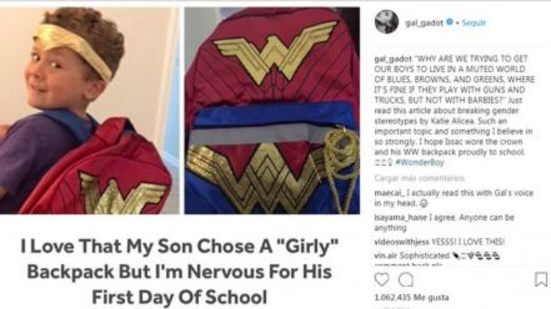 Gal Gadot apoya a niño que usa mochila y corona de Wonder Woman