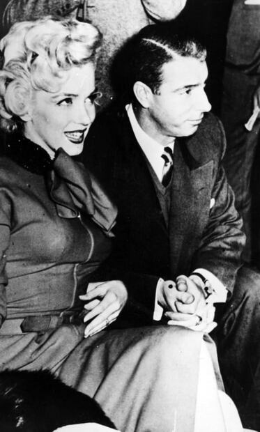 Ponen a la venta el atuendo que Marilyn Monroe utilizó en su boda con Joe DiMaggio 