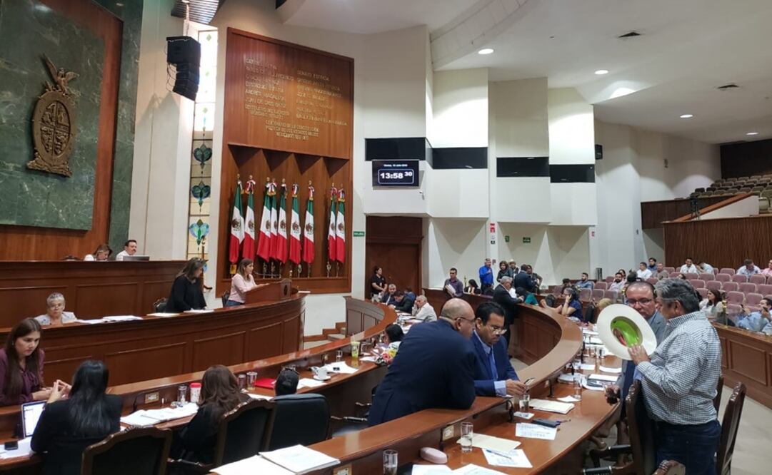 Sesión en el Congreso de Sinaloa. Foto: Especial