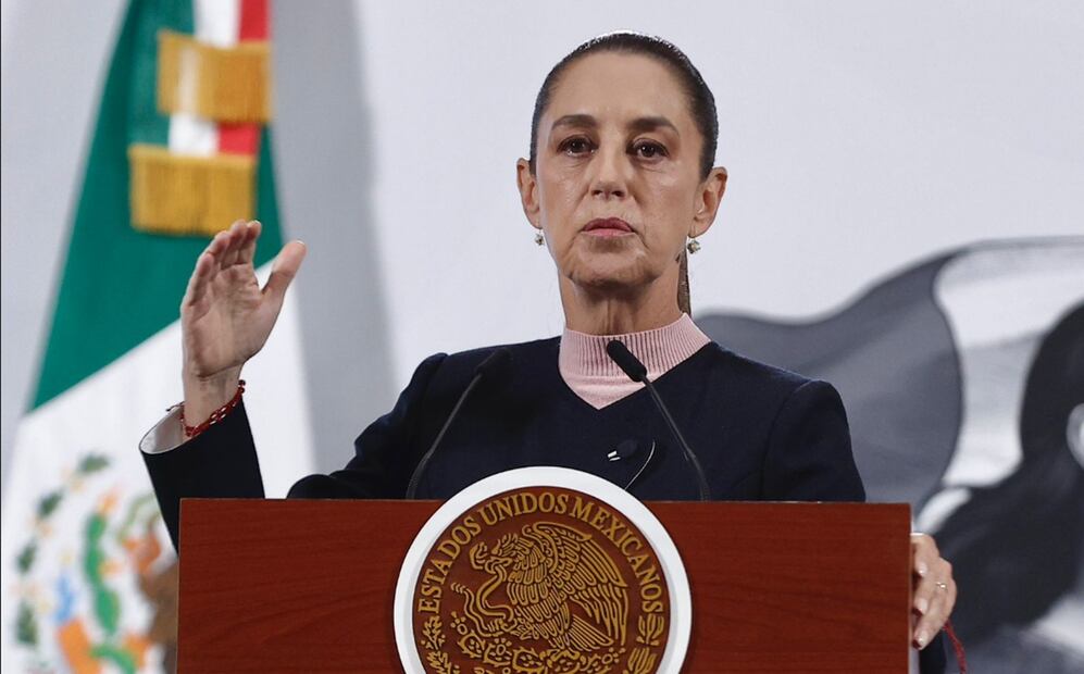 Luego de bloqueos carreteros protagonizados por productores de maíz en distintas entidades del país, la presidenta Claudia Sheinbaum Pardo anunció un acuerdo entre la Federación y los gobiernos estatales para apoyar a más de 90 mil campesinos del Bajío con un incentivo de 950 pesos por tonelada de grano, además de la creación de un nuevo Sistema Mexicano de Ordenamiento de Mercado y Comercialización del Maíz, con el que se busca dar certidumbre al precio y venta del cultivo más importante del país. Foto: Berenice Fregoso/EL UNIVERSAL