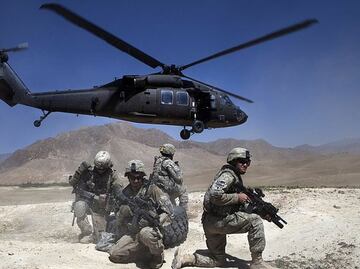 Las grandes empresas de EU que más dinero ganaron con la guerra de Afganistán