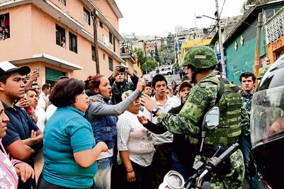 Naucalpan: turba sale a “cazar” secuestradores