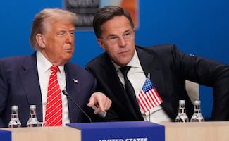 Europa y OTAN doblan a Trump por Groenlandia