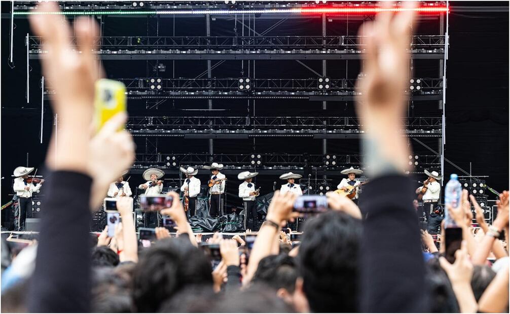 Concierto de Interpol en el Zócalo de CDMX. Fotos: Abril Ángulo/ El Universal