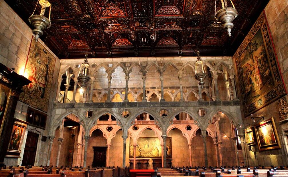 El techo de madera, rico en ornamentos, es un artesonado del renacimiento español que en su origen perteneció al Castillo de Vélez -Blanco, de la provincia de Almería en Andalucía. 2012. Foto: Adrian Hernandez/EL UNIVERSAL.