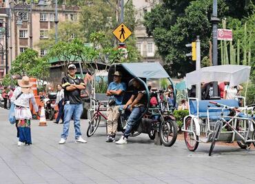 Ciclotaxis sin control; incumplen reglamento en el Centro Histórico de la CDMX