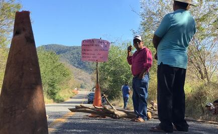 Comunidad de Aquila denuncia hostigamiento del gobierno