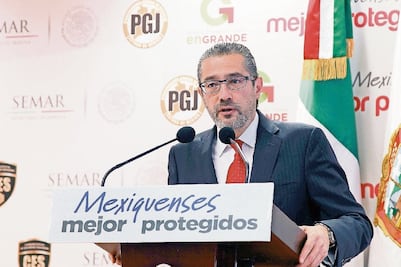 Criminales simulan ser de la Sedena y Marina, alertan