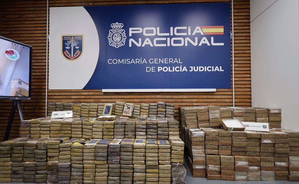 La Policía Nacional española, junto con la Administración de Control de Drogas de Estados Unidos (DEA) y autoridades policiales de Países Bajos, desmanteló la "oficina" del Cártel de Jalisco Nueva Generación (CJNG) en España. Foto: EFE