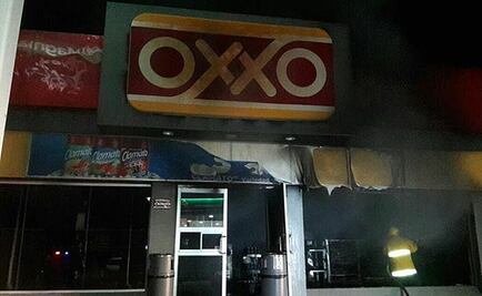 Incendian Oxxo en Apatzingán; sucursales deciden no abrir