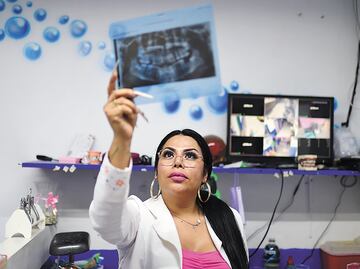 Brianda rompe estereotipos en la Montaña de Guerrero