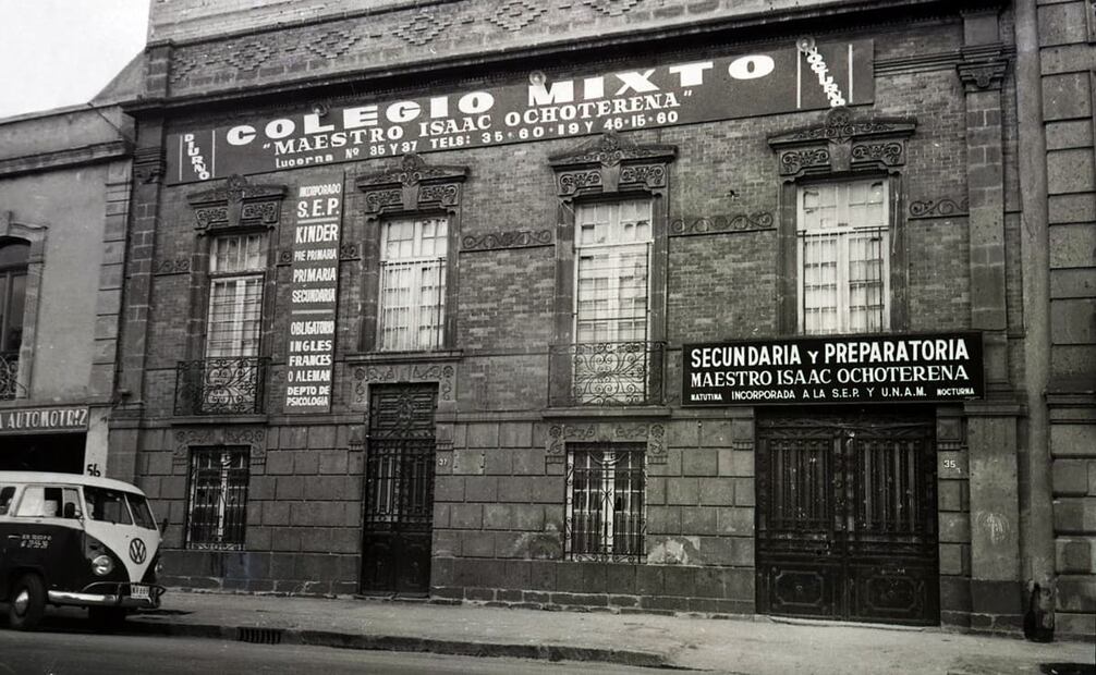 La riña del 22 de julio dejó varios estudiantes heridos. La opinión pública, incluido este diario, reprobó a los “rebeldes” y “revoltosos”, aunque la cobertura de esa confrontación y del deficiente actuar policiaco fue sencilla. Foto: Archivo EL UNIVERSAL.