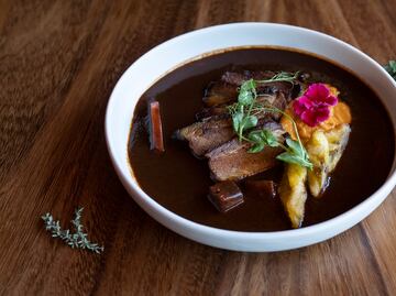 Prepara un rico manchamanteles al estilo oaxaqueño