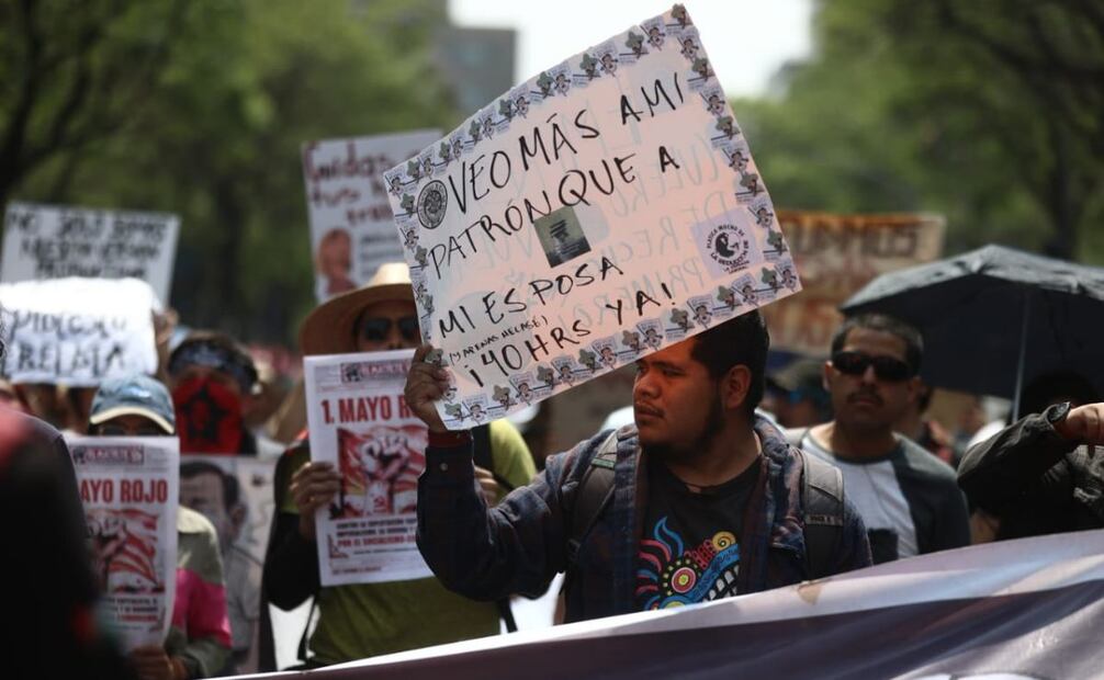 Protestan por la reducción de la jornada laboral en México. Foto: Gabriel Pano / EL UNIVERSAL