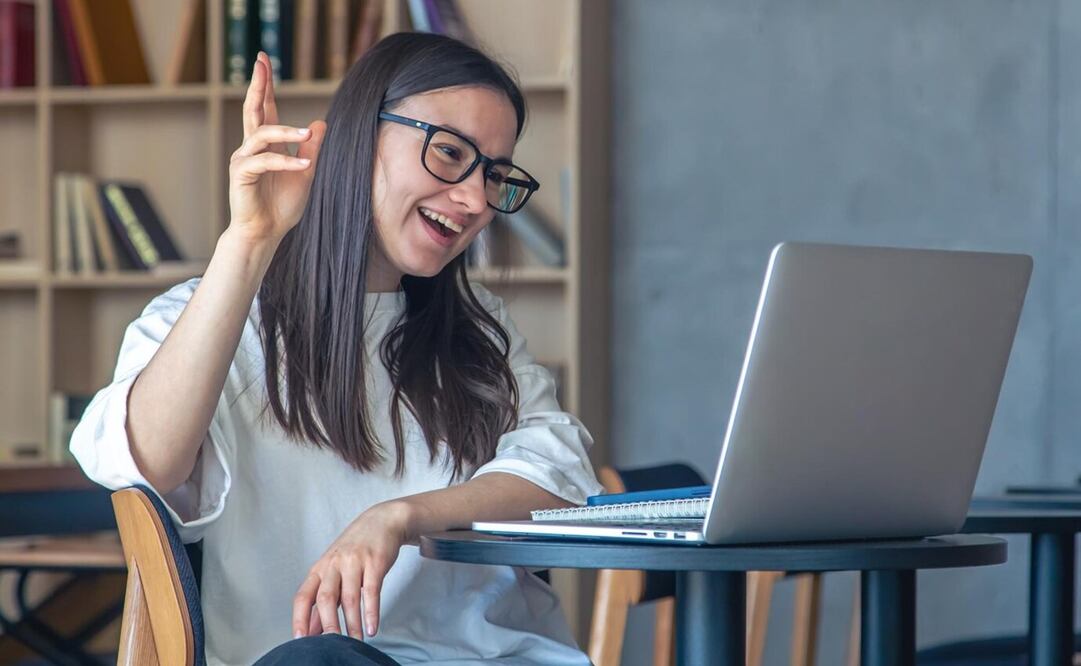 Los simuladores son plataformas que permiten medir el conocimiento de estudiantes. Foto: Freepik