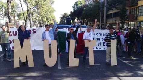 Damnificados del sismo del 19-S bloquean Tlalpan