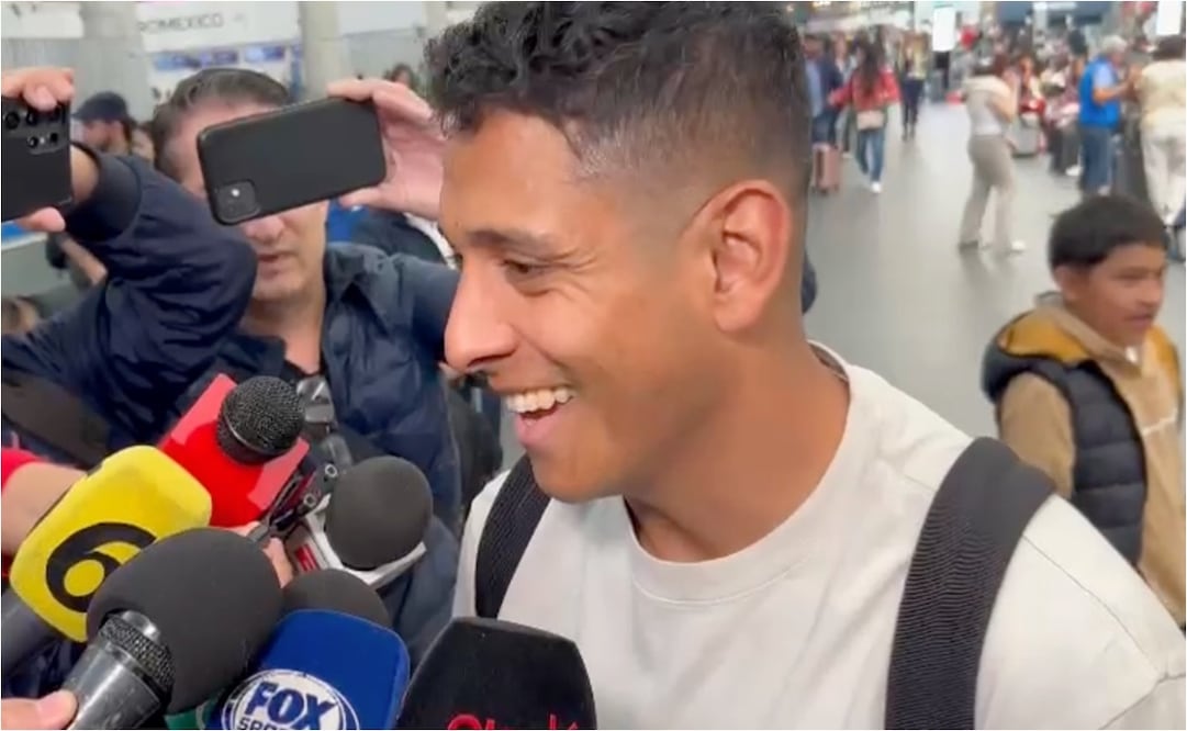 Luis Romo en el AICM. FOTO: ESPECIAL