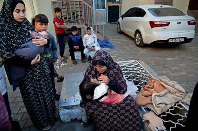 Israel retira a los negociadores y arrecia los ataques