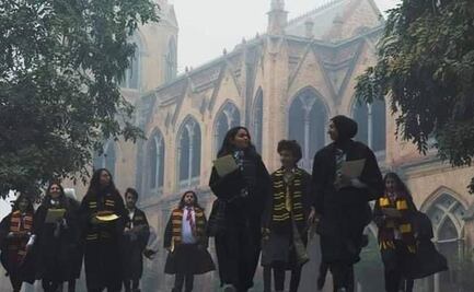 Estudiantes convierten su Universidad en Hogwarts