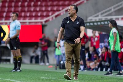 Ramón Villa Zevallos nuevo DT de Chivas Femenil 