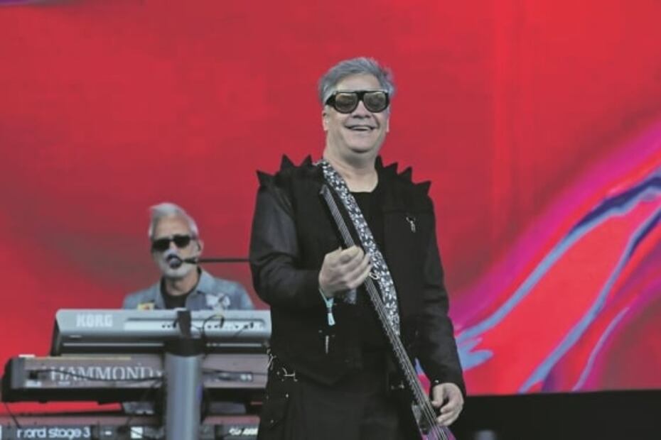 Red Hot Chili Peppers ponen picante e irreverente el Vive