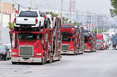 Al alza, exportación y comercio de automóviles, reporta la OMC